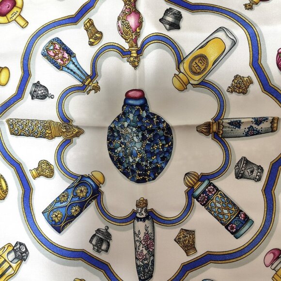 Auth HERMES Carre 90 - Cream Red Multi Silk Scarf - Picture 10 of 10